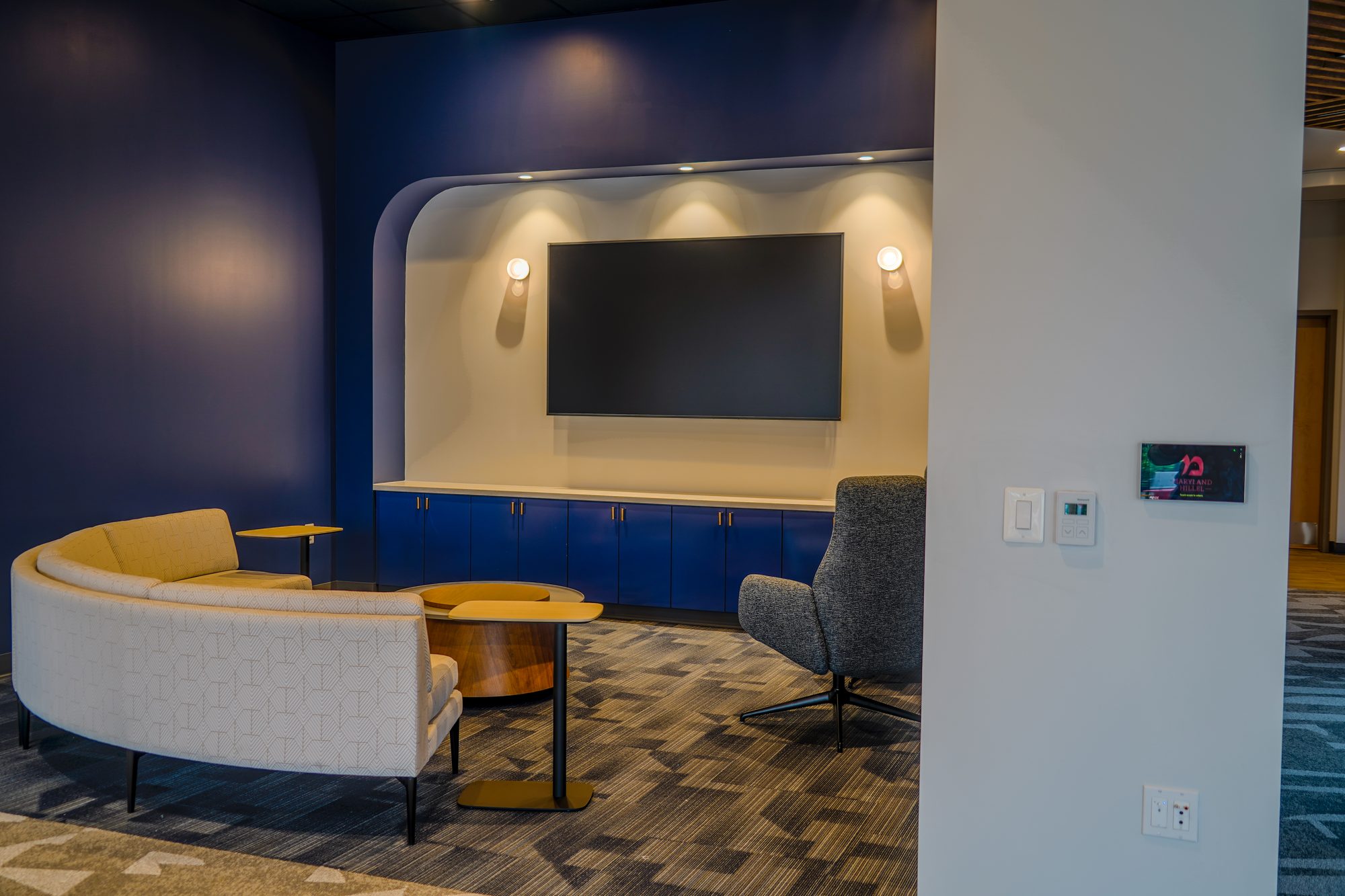 Collaboration lounge with integrated display, University of Maryland Hillel